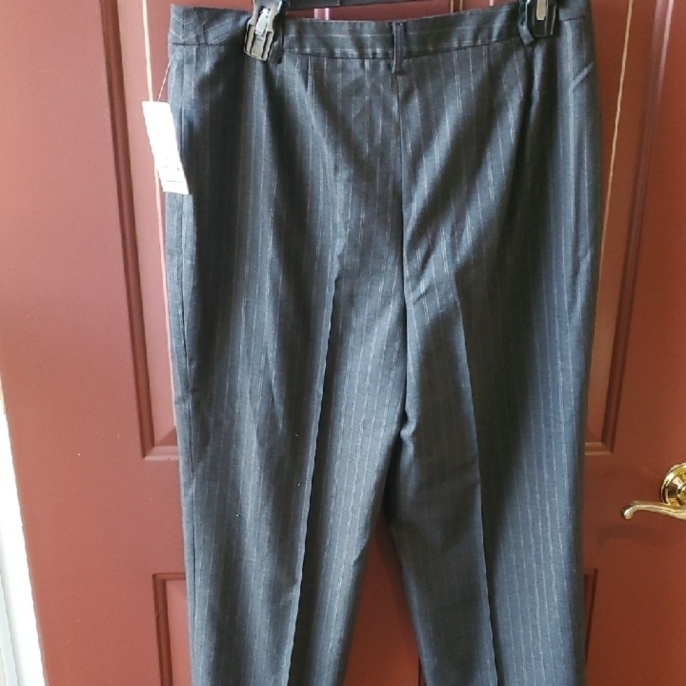 Charter Club Black and Gray Boot Cut Flare Pants Katherine Fit Size 12 - Picture 7 of 10